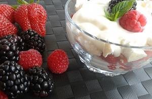 lite berry mess